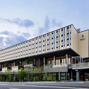 4* ホテル エミオン