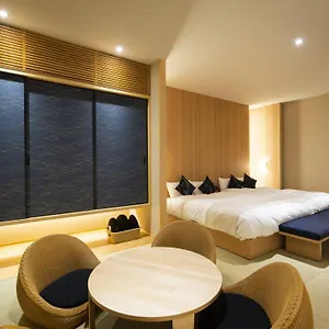 Firstcabin Nijojo 胶囊旅馆